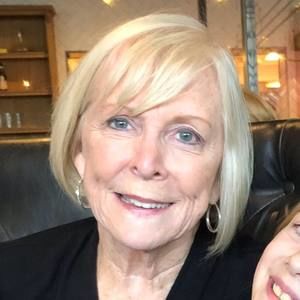 Meet your Posher, Kendra